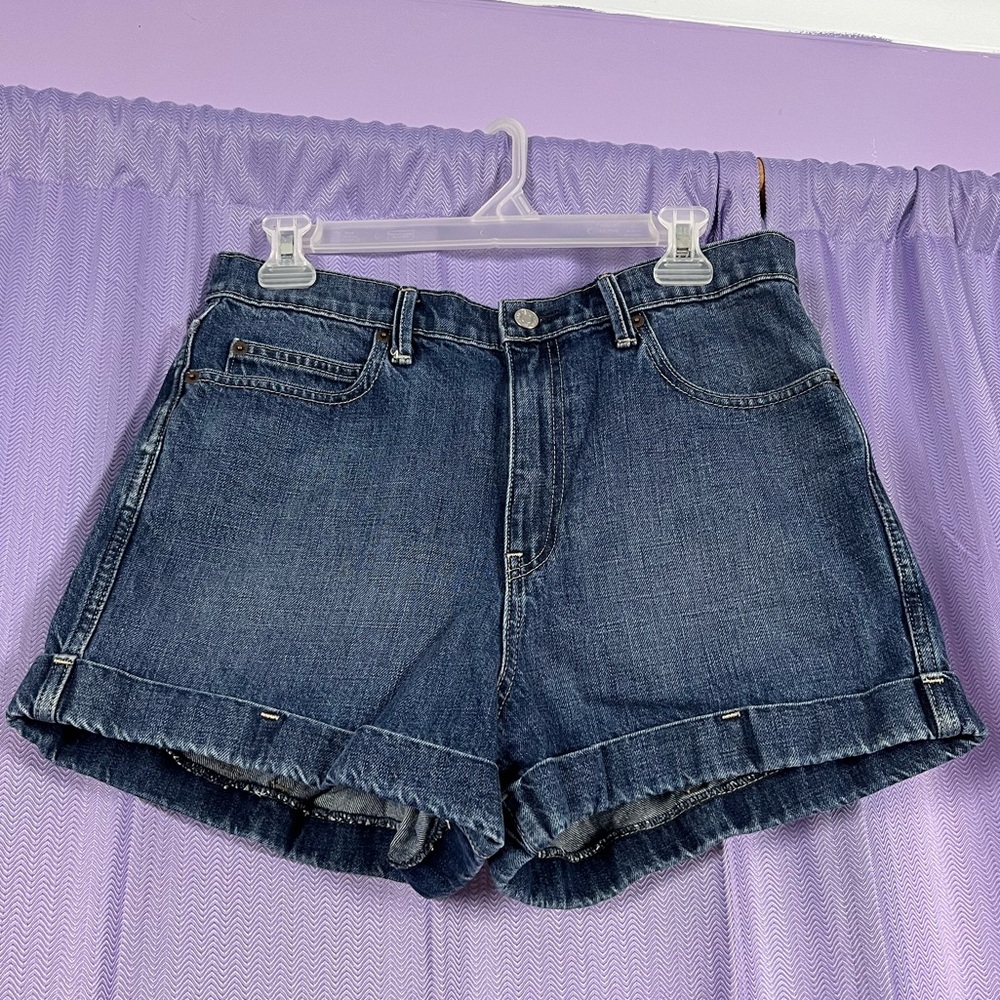 Gap Highrise Shorts